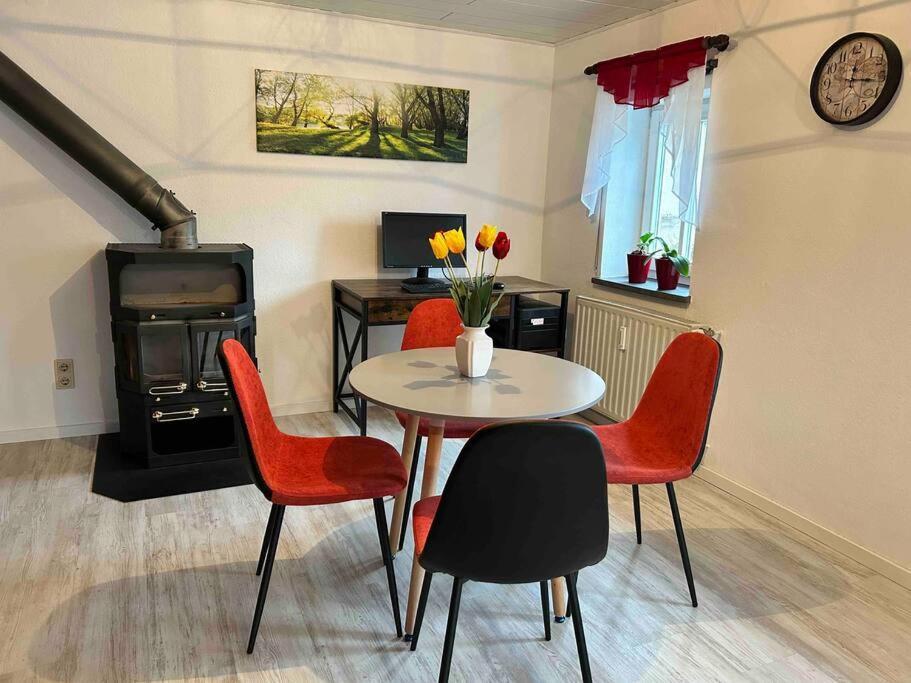 Maisonette-Fewo Fritz Mit Infrarotsauna โกรสเชอเนา ภายนอก รูปภาพ
