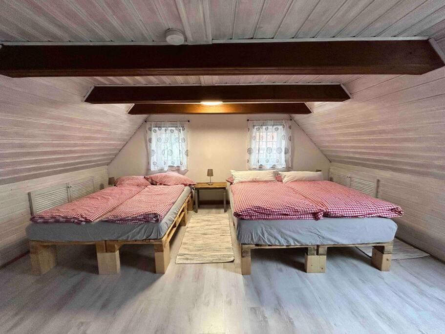 Maisonette-Fewo Fritz Mit Infrarotsauna โกรสเชอเนา ภายนอก รูปภาพ
